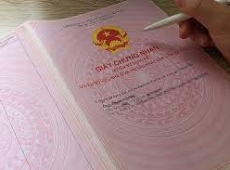 NHỮNG RỦI RO KHI MUA ĐẤT MÀ KHÔNG LÀM THỦ TỤC SANG TÊN